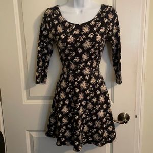 Forever21 3/4 sleeve Aline dress